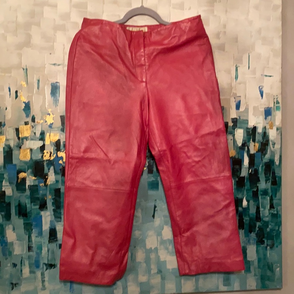 COPY - Margaret Godfrey Leather Capris. Excellent Condition. Fabulous Shade Of …
